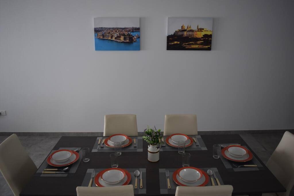 Lovely 3-Bedroom Apartment In L-Iklin Ngoại thất bức ảnh