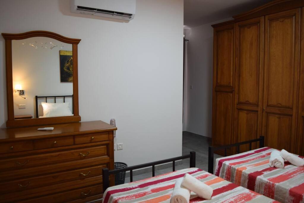 Lovely 3-Bedroom Apartment In L-Iklin Ngoại thất bức ảnh